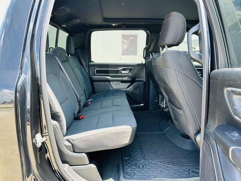 Used 2023 RAM 1500 Big Horn AWD/4WD image 29