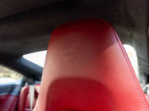 Used 2018 Porsche 911 Carrera S image 64