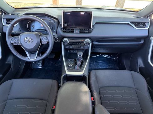 Used 2024 Toyota RAV4 SE w/ Weather & Moonroof Package AWD/4WD image 25