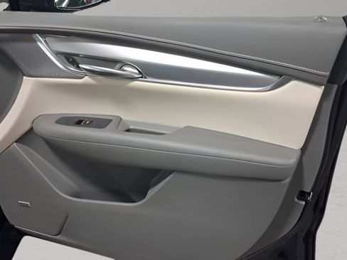 Used 2021 Cadillac XT5 Premium Luxury FWD image 20