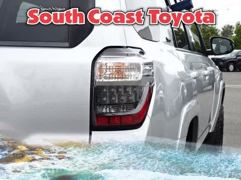 Used 2016 Toyota 4Runner SR5 Premium AWD/4WD image 12