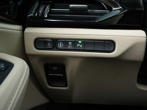 Certified 2024 Acura MDX SH-AWD w/ Technology Package image 20