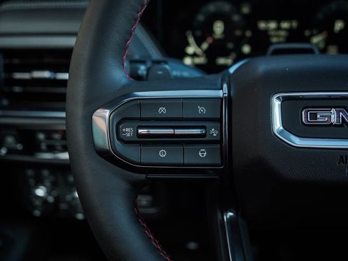 New 2026 GMC Yukon XL AT4 Ultimate AWD/4WD image 22