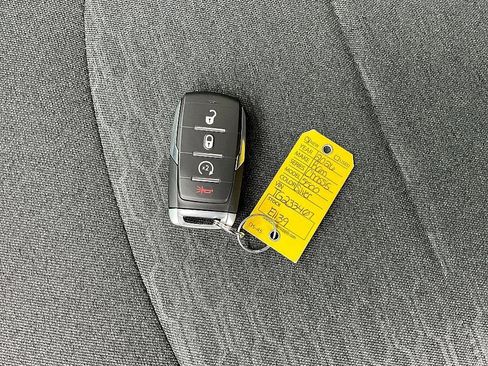 New 2026 RAM 5500 4x4 Regular Cab image 31