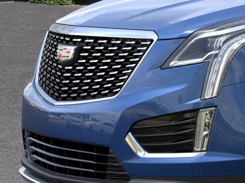 New 2025 Cadillac XT5 Premium Luxury image 13