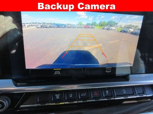Used 2024 Chevrolet Silverado 2500 LT AWD/4WD image 16