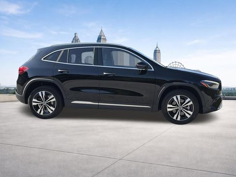 Used 2025 Mercedes-Benz GLA 250 image 29