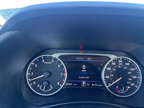 Certified 2025 Nissan Sentra SV image 38