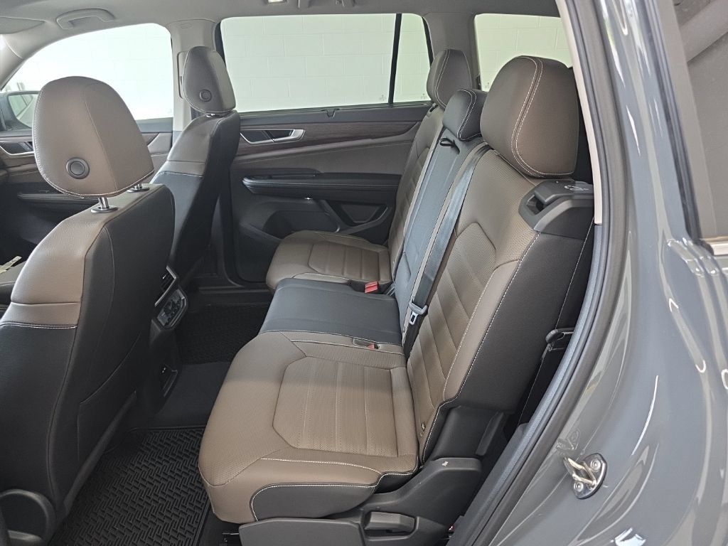 New 2026 Volkswagen Atlas SEL AWD/4WD image 26