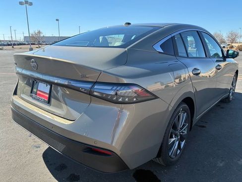 New 2026 Nissan Sentra SL image 6