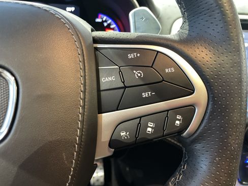 Used 2018 Jeep Grand Cherokee Trackhawk AWD/4WD image 23