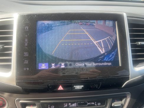 Used 2017 Honda Pilot EX-L image 14
