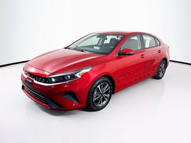 Certified 2023 Kia Forte LXS w/ LXS Technology Package FWD image 1