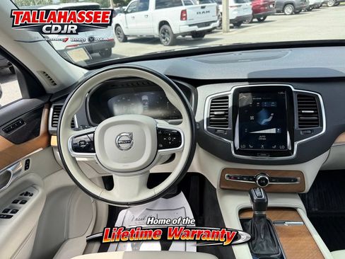 Used 2021 Volvo XC90 T6 Momentum w/ Climate Package AWD/4WD image 33