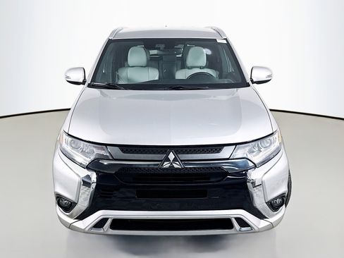 Used 2022 Mitsubishi Outlander SEL image 2