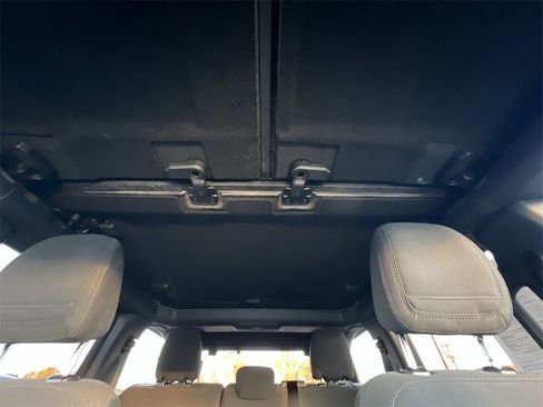 Used 2022 Ford Bronco Big Bend image 16