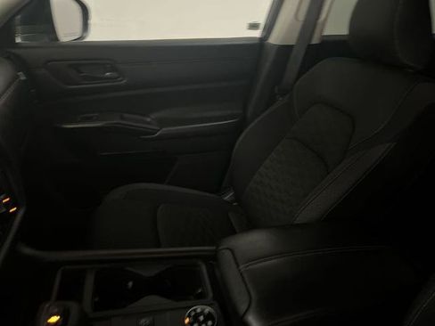 Certified 2024 Nissan Pathfinder S AWD/4WD image 11