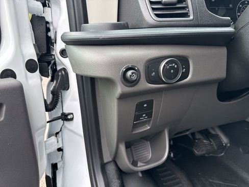 New 2025 Ford Transit 250 Low Roof image 20