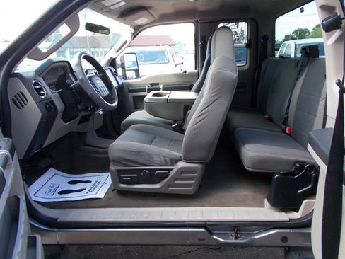 Used 2009 Ford F250 XLT AWD/4WD image 11
