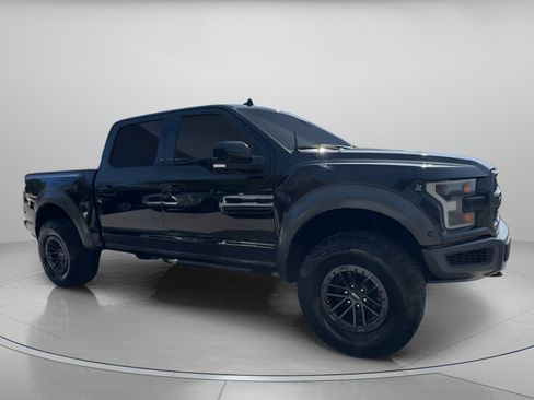 Certified 2020 Ford F150 Raptor w/ Equipment Group 802A Luxury image 33