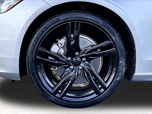 Used 2020 Volvo S90 T6 R-Design w/ Protection Package Premier image 34