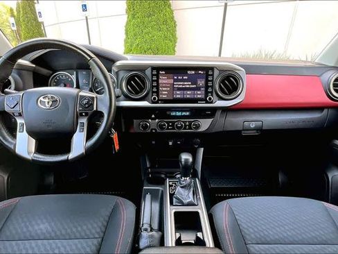 Certified 2021 Toyota Tacoma SR5 image 15