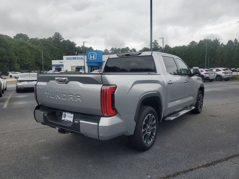 Used 2022 Toyota Tundra Limited AWD/4WD image 7