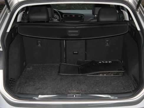 Used 2016 Volkswagen Golf SEL w/ Lighting Package (SEL) image 26