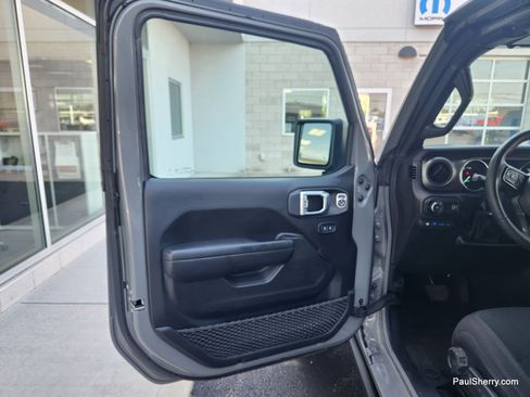 Used 2023 Jeep Wrangler Unlimited w/ Sun & Screen Package AWD/4WD image 26