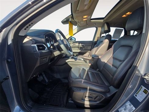 Used 2023 MAZDA CX-5 Carbon Edition image 9