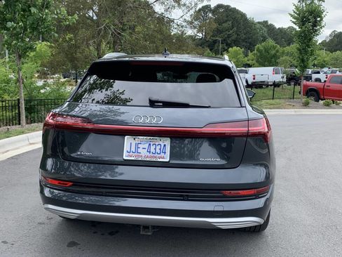Used 2021 Audi e-tron Prestige w/ Prestige Package AWD/4WD image 7