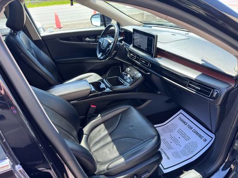 Used 2021 Lincoln Nautilus Reserve AWD/4WD image 32