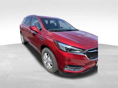 Used 2021 Buick Enclave Essence w/ Sound and Sites Package AWD/4WD image 5