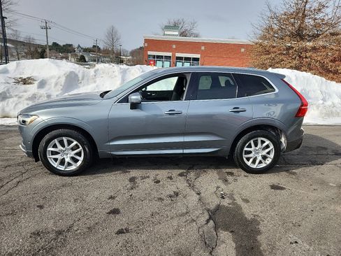 Used 2019 Volvo XC60 T5 Momentum image 8