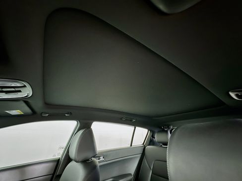 Used 2022 Kia Sportage Nightfall Edition image 32