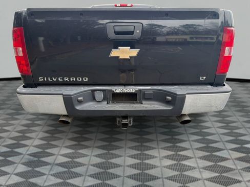 Used 2007 Chevrolet Silverado 1500 LT w/ Towing Package image 24