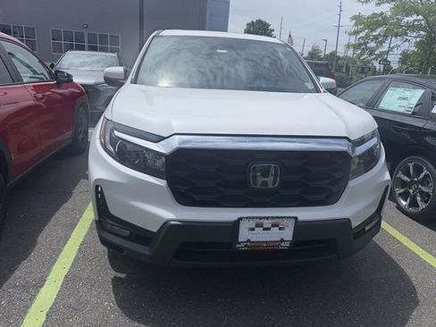 Certified 2023 Honda Passport EX-L image 2