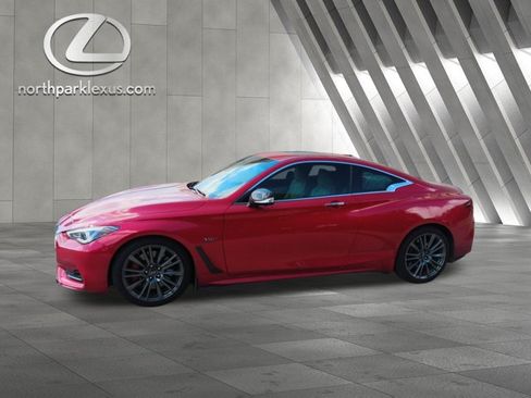 Used 2017 INFINITI Q60 Red Sport 400 RWD image 1