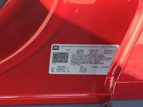 Used 2025 Chevrolet Equinox ACTIV AWD/4WD image 29