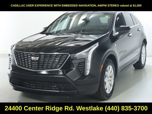 Used 2023 Cadillac XT4 Luxury w/ Cold Weather Package image 4