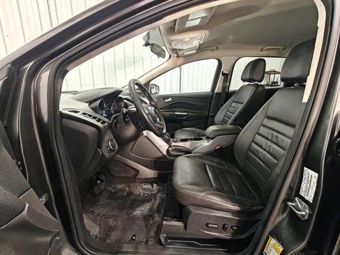 Used 2016 Ford Escape SE w/ SE Leather Comfort Package AWD/4WD image 24