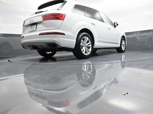 Used 2019 Audi Q7 3.0T Premium w/ Convenience Package AWD/4WD image 32