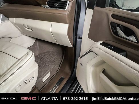 Used 2022 GMC Yukon Denali image 26