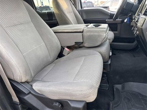 Used 2019 Ford F150 XLT w/ Trailer Tow Package image 10