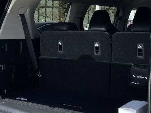 New 2025 Nissan Armada SV image 21