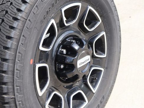 New 2026 Ford F350 Platinum w/ FX4 Off-Road Package AWD/4WD image 40