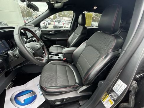Used 2023 Ford Escape ST-Line w/ Tech Pack #1 FWD image 13