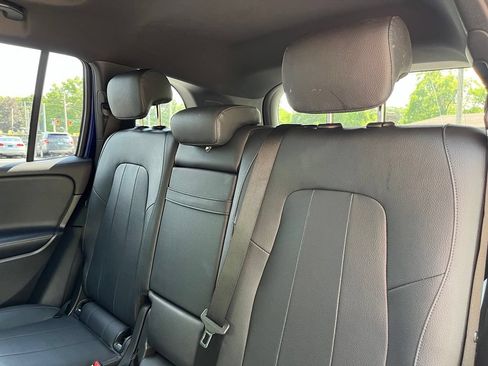 Used 2020 Mercedes-Benz GLB 250 4MATIC image 23