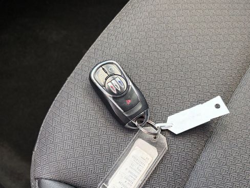 Used 2025 Buick Encore GX Preferred FWD image 21