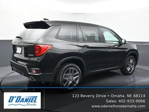 Used 2023 Honda Passport EX-L image 6